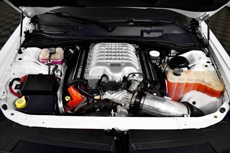 2015 Dodge Challenger SRT Hellcat