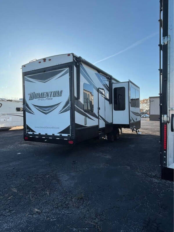 2017 Grand Design RV Momentum