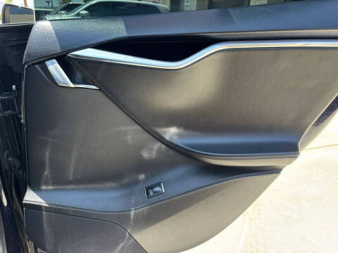 2014 Tesla Model S