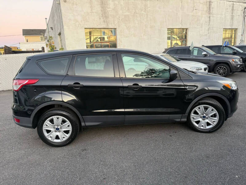 2014 Ford Escape S