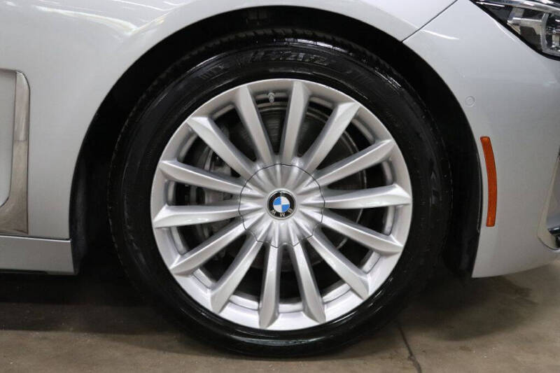 2020 BMW 7 Series 740i