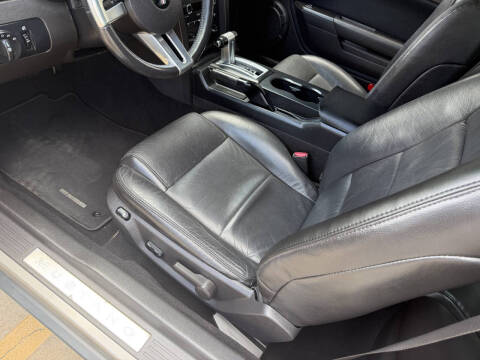 2008 Ford Mustang V6 Deluxe
