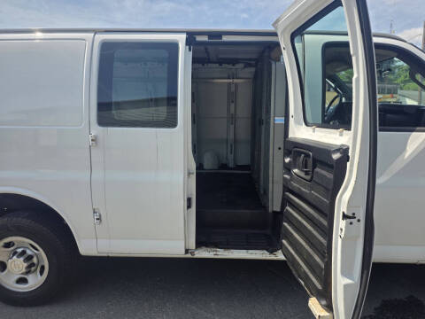 2017 Chevrolet Express 2500