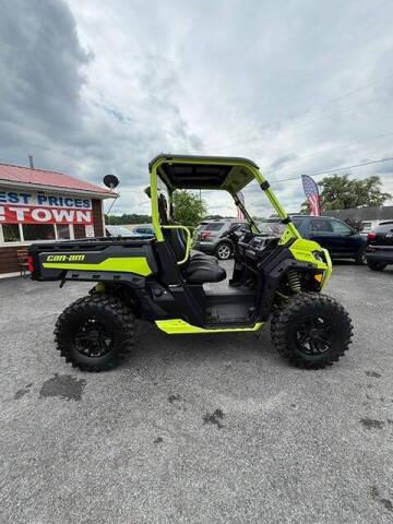 2021 Can-Am Defender X MR