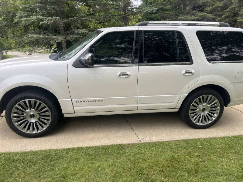 2017 Lincoln Navigator Select