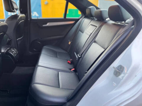 2013 Mercedes-Benz C-Class C 250 Sport