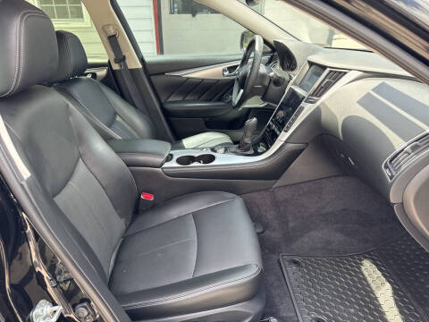 2024 Infiniti Q50 Luxe