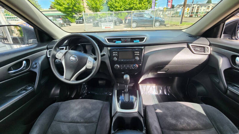 2016 Nissan Rogue S
