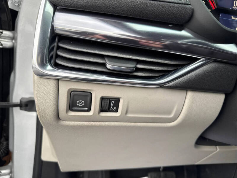 2019 Cadillac XT4 Luxury