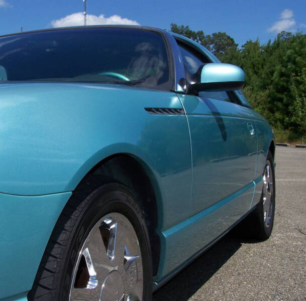 2002 Ford Thunderbird Deluxe