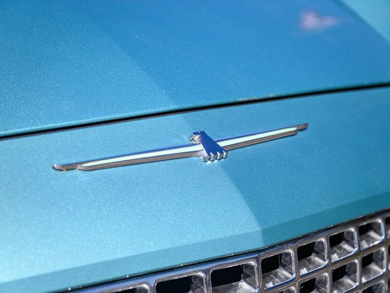 2002 Ford Thunderbird Deluxe