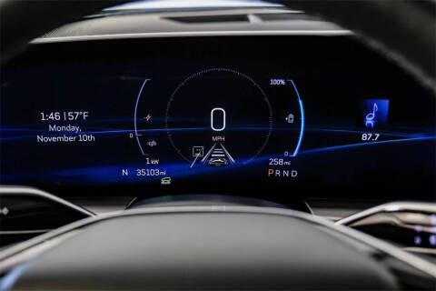 2024 Cadillac LYRIQ Luxury 1