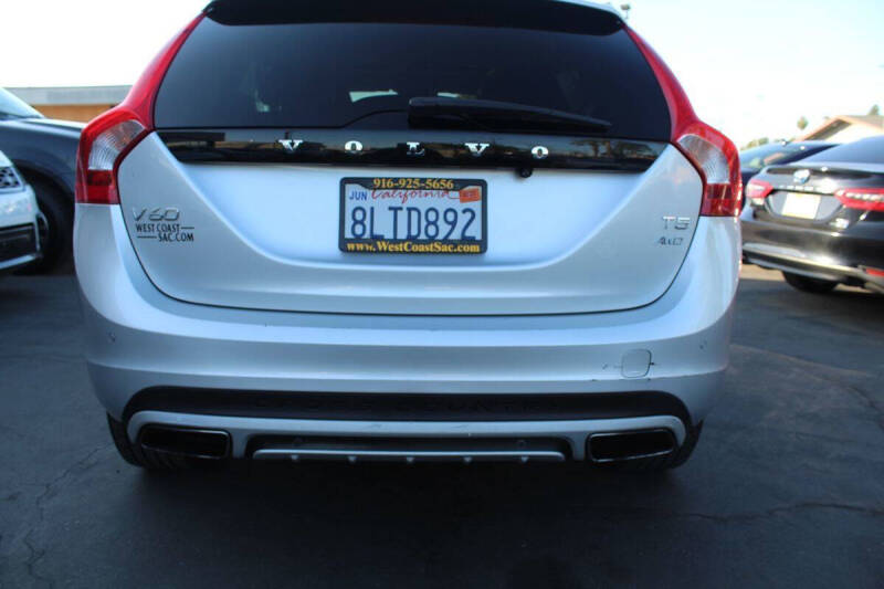 2018 Volvo V60 Cross Country T5 Premier