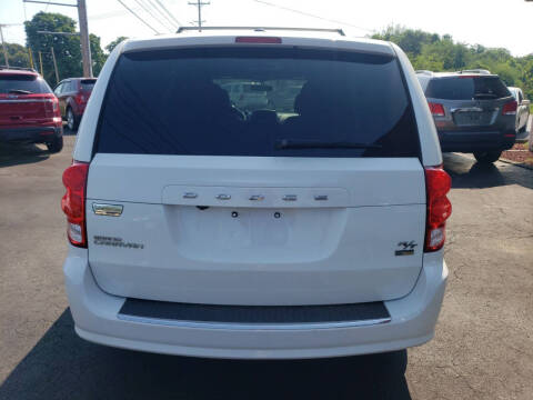 2016 Dodge Grand Caravan R/T