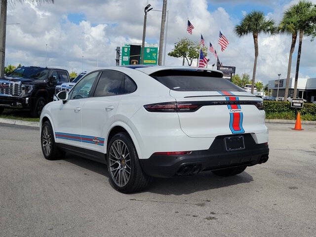 2023 Porsche Cayenne Coupe Platinum Edition