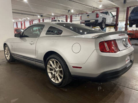 2010 Ford Mustang V6
