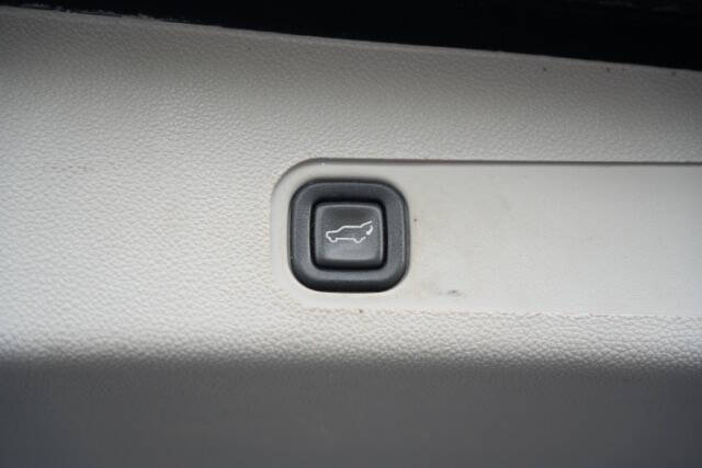 2013 Chevrolet Suburban LTZ