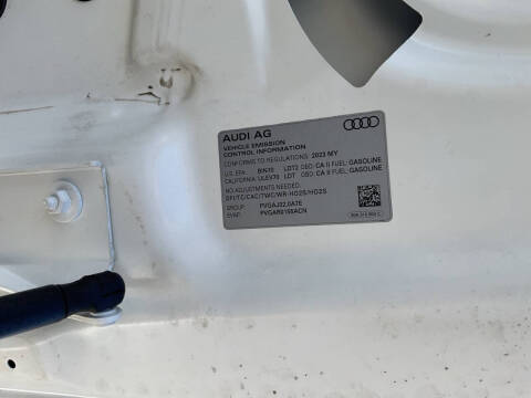 2023 Audi Q5 quattro Premium Plus 40 TFSI