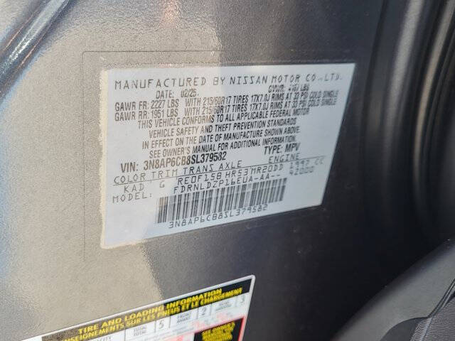 2025 Nissan Kicks SV