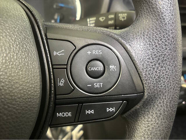 2025 Toyota RAV4 Hybrid LE