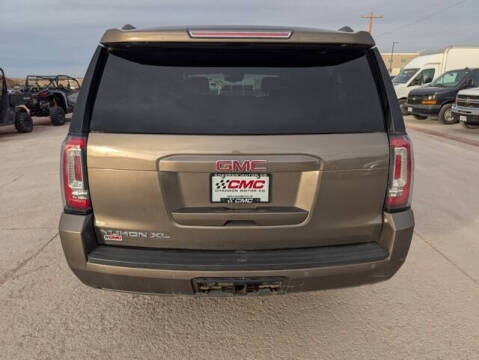 2016 GMC Yukon XL SLT