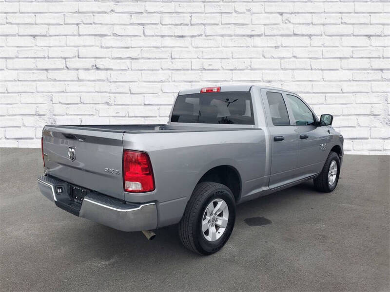 2024 RAM 1500 Classic SLT