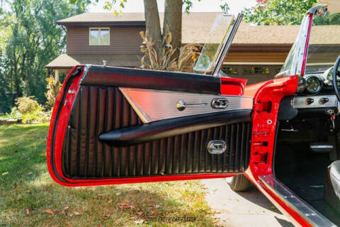 1956 Ford Thunderbird