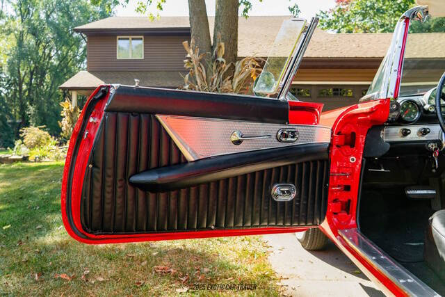 1956 Ford Thunderbird