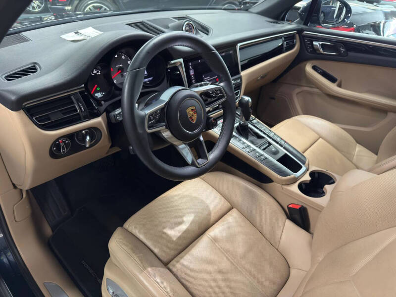2020 Porsche Macan S