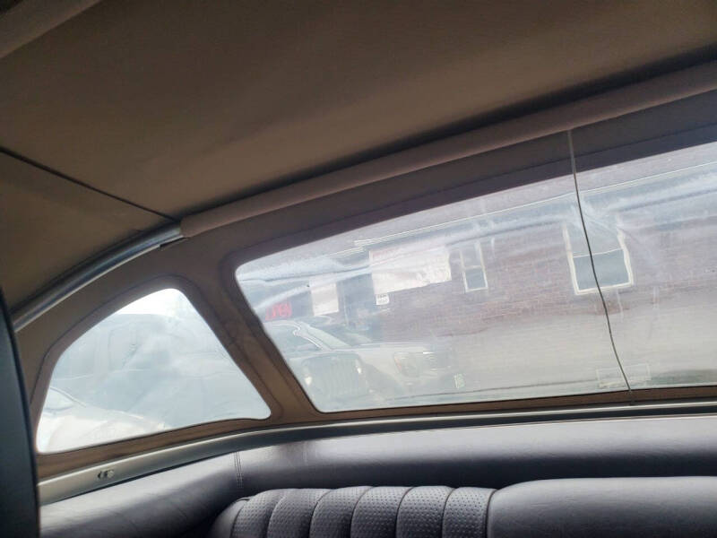 1987 Mercedes-Benz 560-Class 560 SL