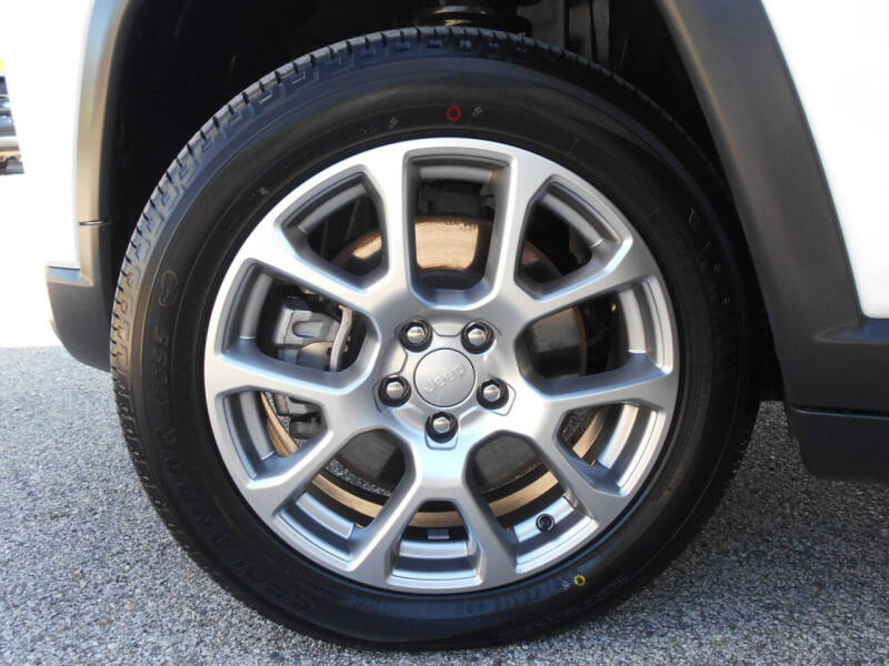 2024 Jeep Compass Latitude Lux