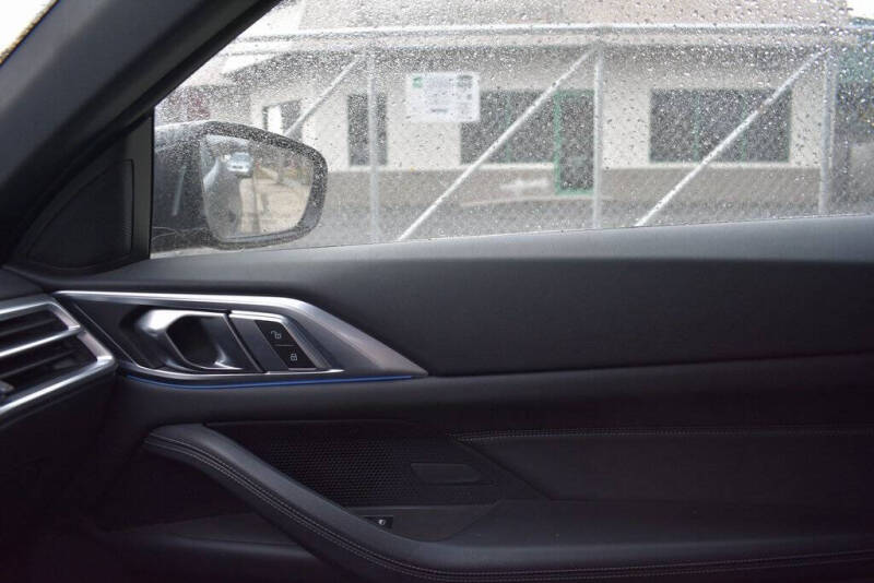 2025 BMW 4 Series 430i