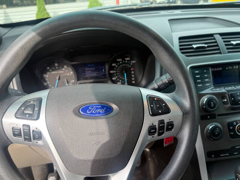 2013 Ford Explorer
