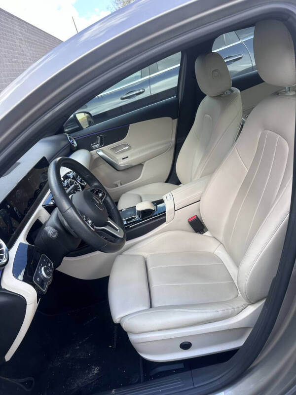 2019 Mercedes-Benz A-Class A 220