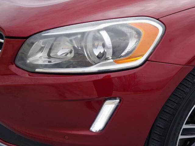 2016 Volvo XC60 T6 Drive-E R-Design Platinum