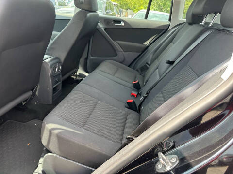 2013 Volkswagen Tiguan S 4Motion