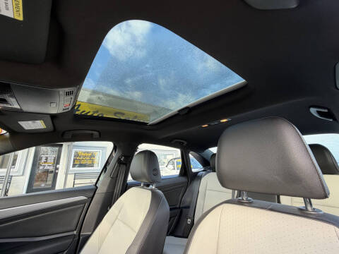 2021 Volkswagen Jetta R-Line