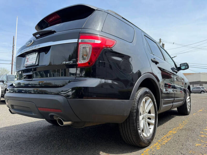 2015 Ford Explorer