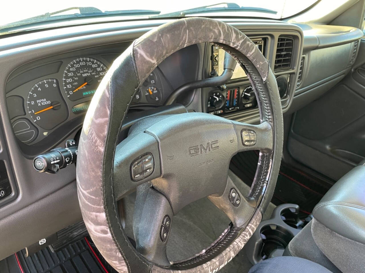 2004 GMC Sierra 1500 for sale at LP Automotive, LLC in Shelbyville, TN