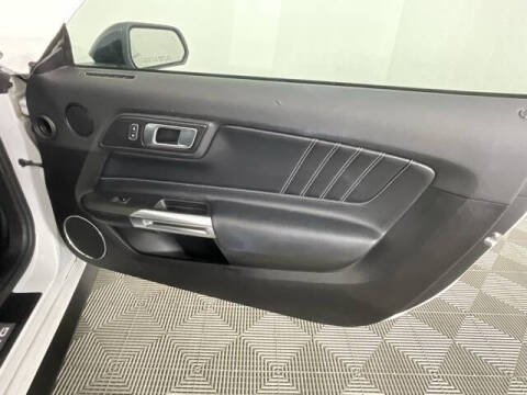 2022 Ford Mustang EcoBoost Premium