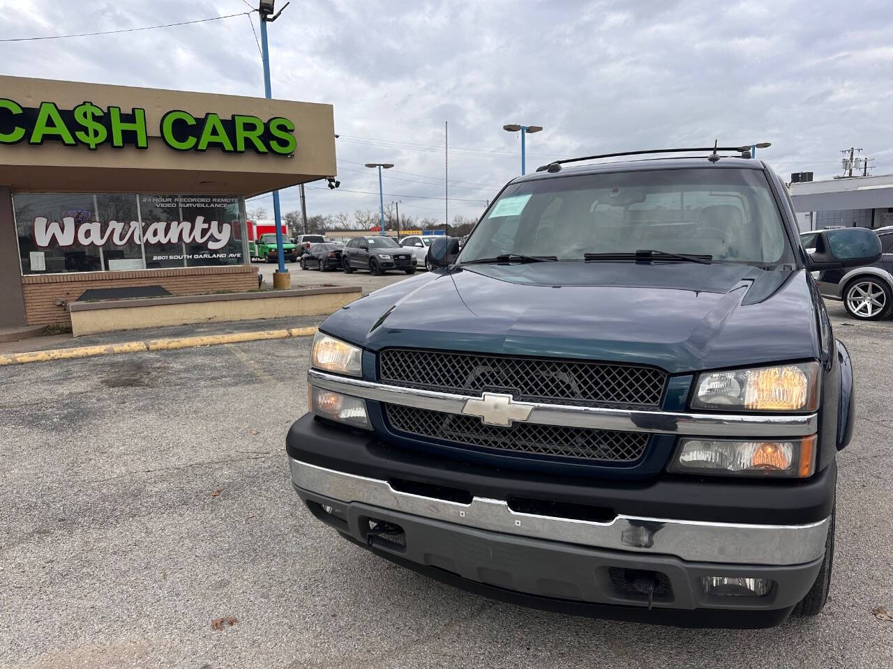 2005 Chevrolet Avalanche for sale at Broadway Auto Sales in Garland, TX