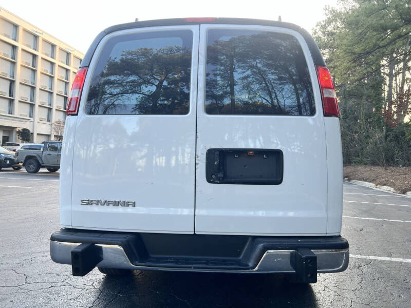 2020 GMC Savana 2500