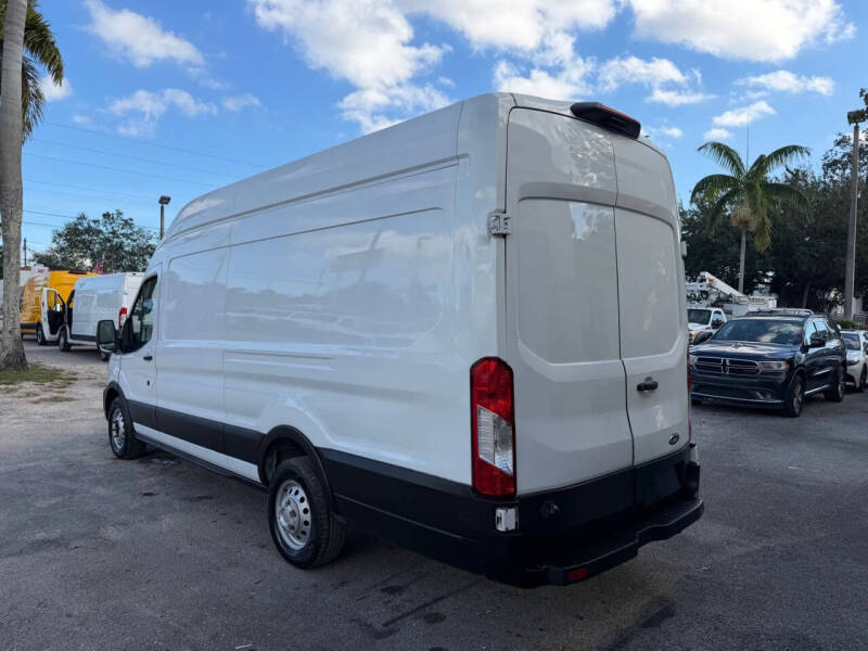 2023 Ford Transit 250