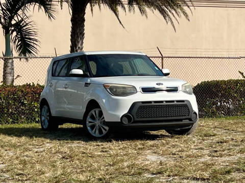 2015 Kia Soul +
