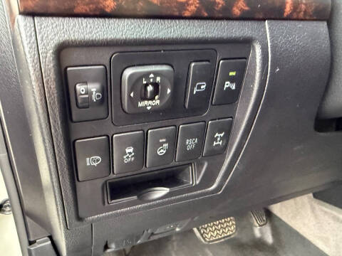 2015 Toyota Land Cruiser