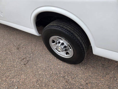 2021 Chevrolet Express 2500