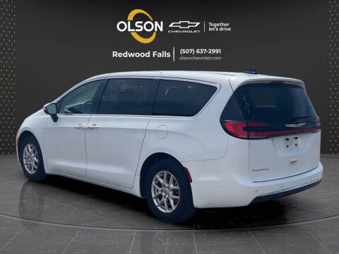 2023 Chrysler Pacifica Touring L