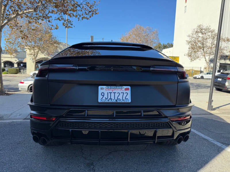 2023 Lamborghini Urus S