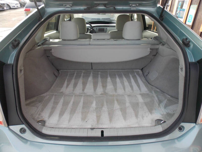 2014 Toyota Prius Three