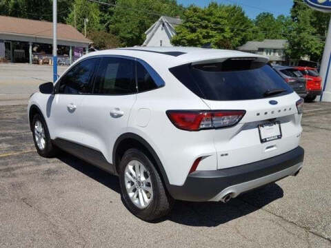 2020 Ford Escape SE